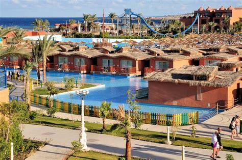 Titanic Palace And Aquapark Resort - Hurghada - On The Beach