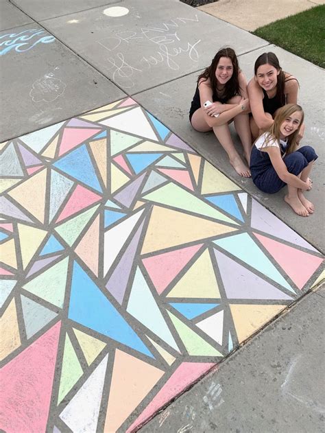 Sidewalk Chalk Art - The Idea Room | Sidewalk chalk art, Chalk drawings, Chalk design