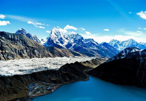 Everest Gokyo Lake Trek Tour of Your Dreams