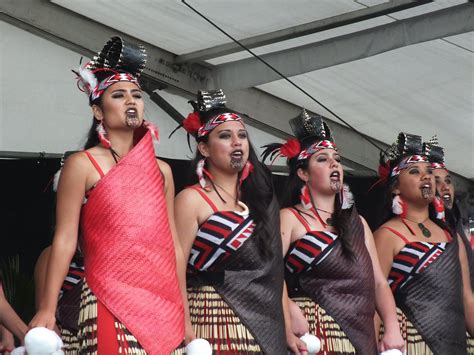 Modern spin on traditional Maori | Fashion, Halter dress, Maori