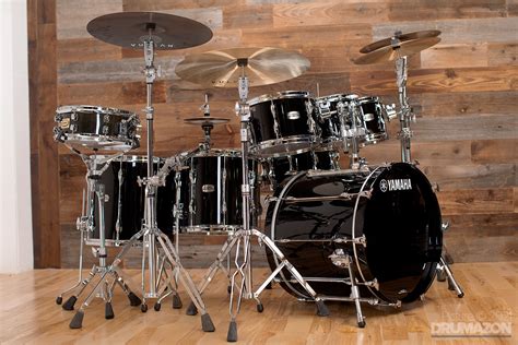 YAMAHA RECORDING CUSTOM 6 PIECE DRUM KIT, SOLID BLACK LACQUER – Drumazon