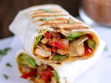 Fajita Chicken Wrap Recipe and Nutrition - Eat This Much