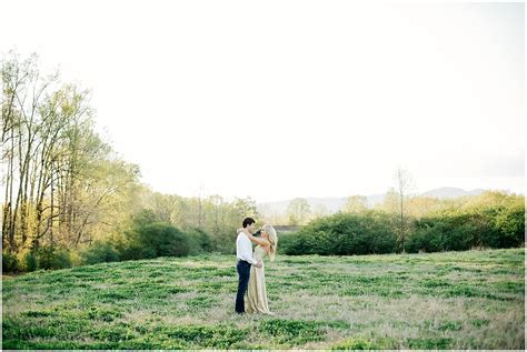 Madeline + Stephen | North Georgia Mountain Engagement - dashphotography.co