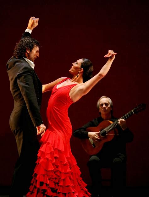 Flamenco dancers, Flamenco dancing, Flamenco