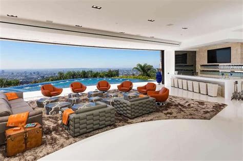 Beyoncé & Jay Z Eyeing $85 Million Home—Take A Peek Inside | Inside ...