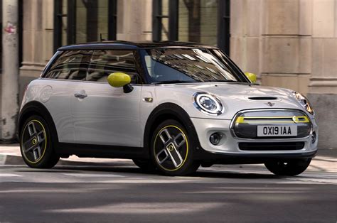 Mini Cooper S EV unveiled - Autocar India