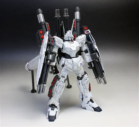 HGUC 1/144 Full Armor Unicorn Gundam (Unicorn Mode) Painted Build