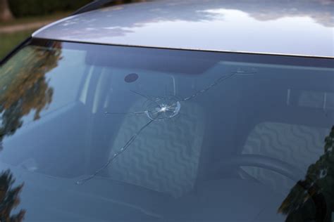 Is It Safe to Drive a Vehicle With a Cracked Windshield? | YourMechanic ...