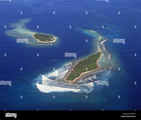 Maldivas aerial hi-res stock photography and images - Alamy