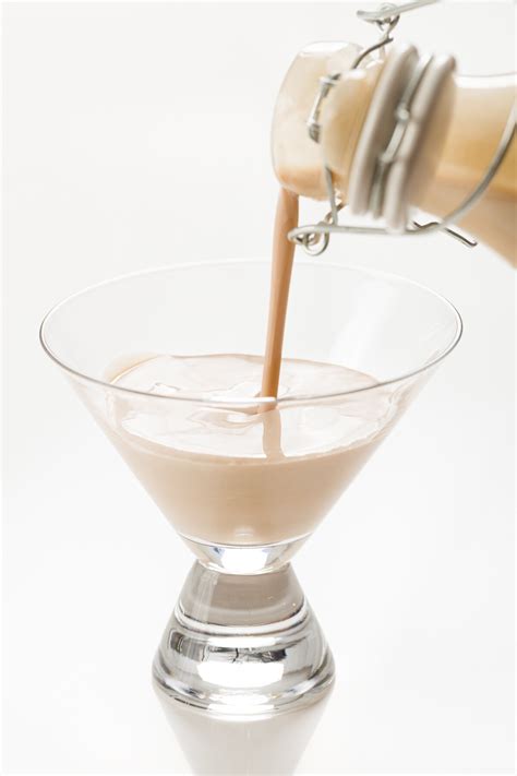 Baileys Irish Cream Liqueur Drink Recipes | Bryont Blog