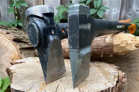 Fiskars Splitting Axe vs IsoCore Maul - Which Do You Need? | Axe & Tool