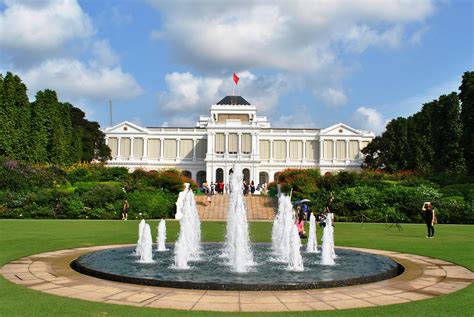 Behind-the-scenes: The man who spent 70 hours speaking with Goh Chok Tong at the Istana ...