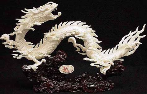 Amazing Art Work of Bone Carving - Design Swan