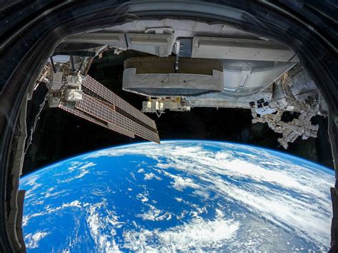 International Space Station to crash into Pacific as early as 2031