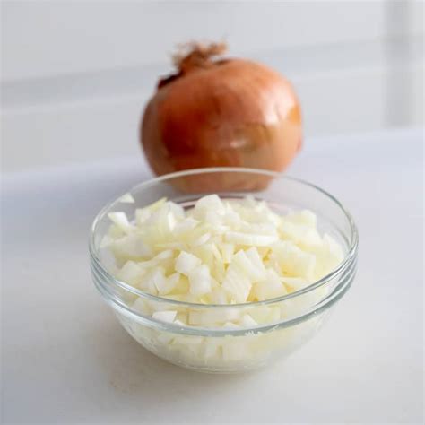 how to dice onion - Healthy Seasonal Recipes