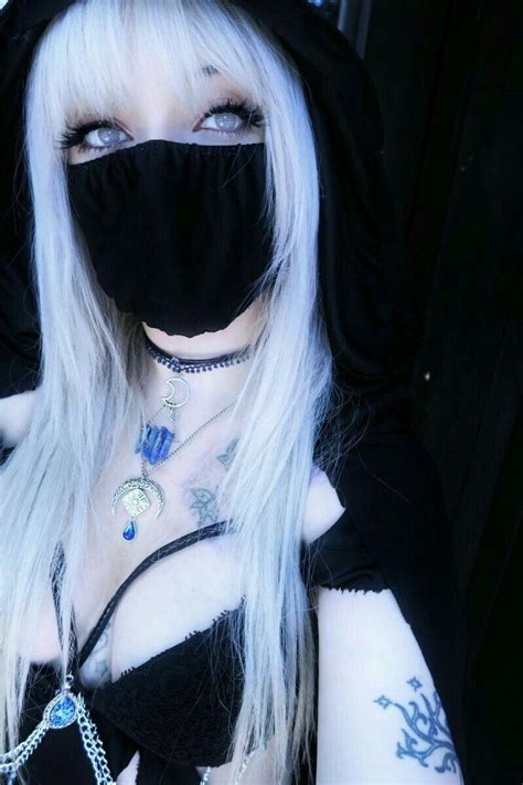 Pin by Joker D on cosplay | Cute emo girls, Emo girls, Cute cosplay