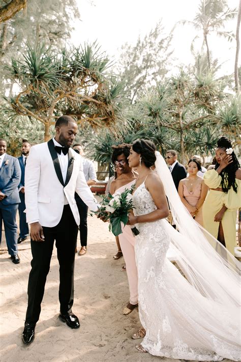 Mahakea Beach Estate and Laie Hawaii Temple Wedding — Desiree Leilani Photography