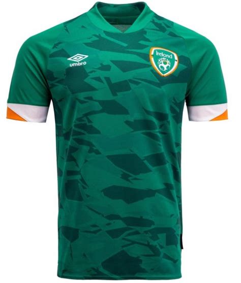 New Republic of Ireland Kit 2022 | Umbro unveil new Irish home soccer ...