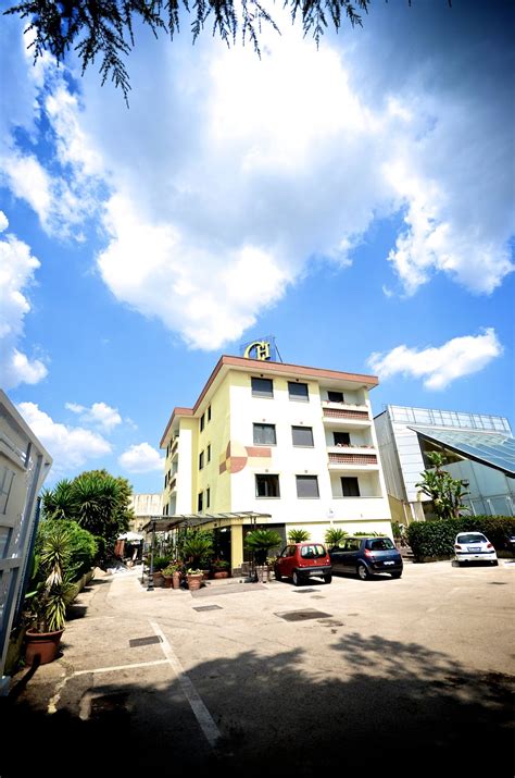 HOTEL CLINTON - Updated 2024 Prices & Reviews (Casoria, Italy - Province of Naples)