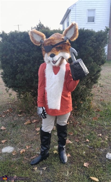 Foxy Costume | Unique DIY Costumes