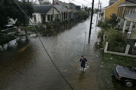 Hurricane Katrina Facts on Deadly, Devastating Storm's Anniversary - Newsweek