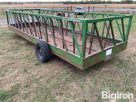 Phoenix Portable Hay Feeder BigIron Auctions