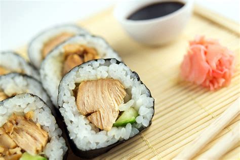 Chicken Teriyaki and Avocado Sushi Roll | Calories in Your Sushi Train ...