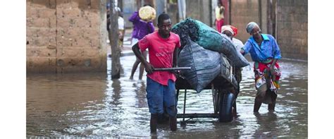 Bairros de Maputo e Matola voltam a estar alagados