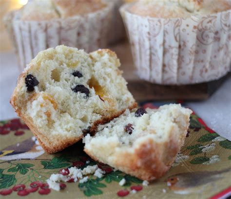 Arctic Garden Studio: Panettone Muffins