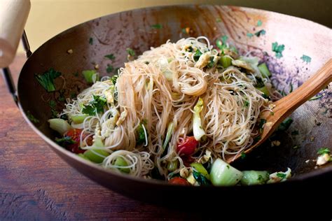 Stir-Fried Rice Stick Noodles With Bok Choy and Cherry Tomatoes ...