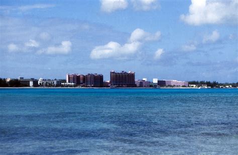 Bahamas 1988 (054) New Providence: Cable Beach | Blick auf C… | Flickr