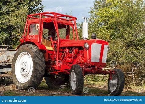 Vintage Red Tractor Royalty Free Stock Images - Image: 33752799