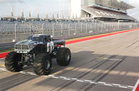 RAMINATOR MONSTER TRUCK AND HALL BROTHERS RACING TEAM SHATTER GUINNESS WORLD RECORDS® RECORD ...