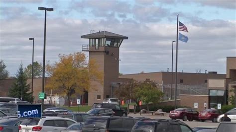 Inmate injures three security staff at Oshkosh Correctional Institution - NBC26 WGBA-TV Green ...