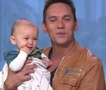 Jonathan Rhys Meyers with son Wolf #jonathanrhysmeyers #jrm credit @The ...