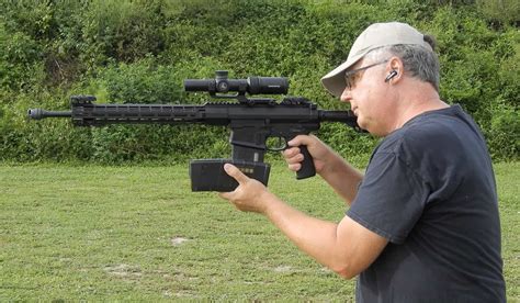 How To Perform A Tactical Reload - AmmoMan School of Guns Blog