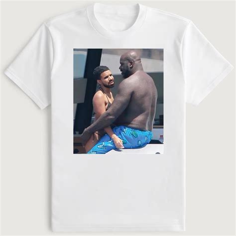 Shaquille O'Neal Mocking Drake Bikini Picture T-Shirt