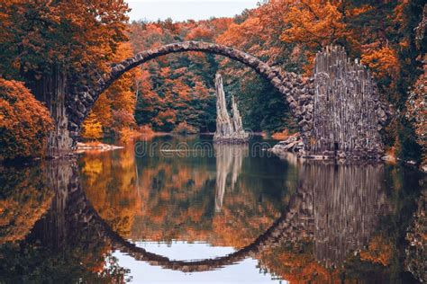 Rakotz Bridge (Rakotzbrucke, Devil S Bridge) in Kromlau, Saxony, Stock ...