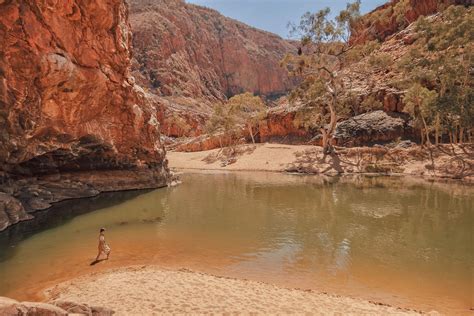 ALICE SPRINGS: CAPITAL OF THE OUTBACK AUSTRALIA (With images) | Outback ...