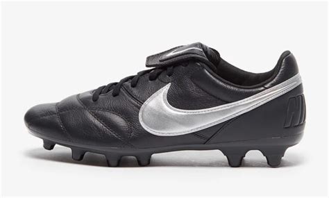 Top 7 White Nike Football Boots You Can Buy - Pro Football Lounge