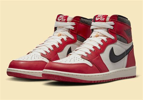 Air Jordan 1 Retro High OG Chicago “Lost and Found” - GBNY