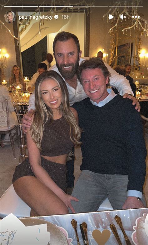 Paulina Gretzky posts photos from Wayne Gretzky's birthday dinner