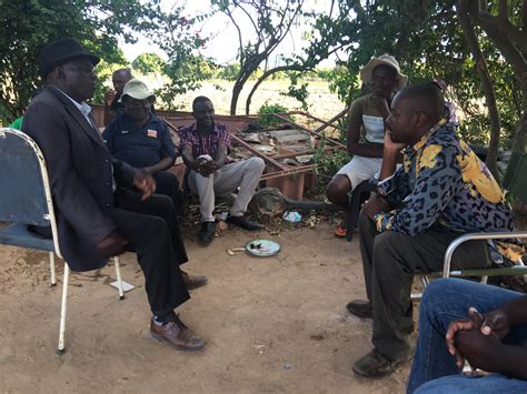 PICTURES: Affectionate Photographs Of Chamisa With Family