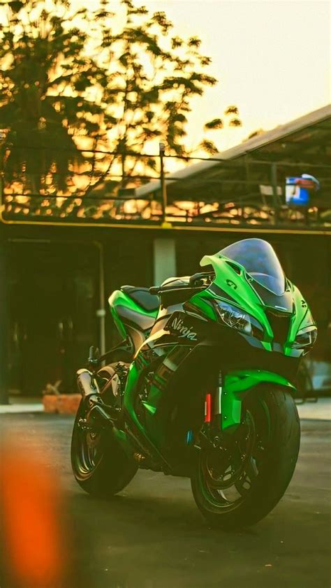 Black Kawasaki Ninja Wallpaper