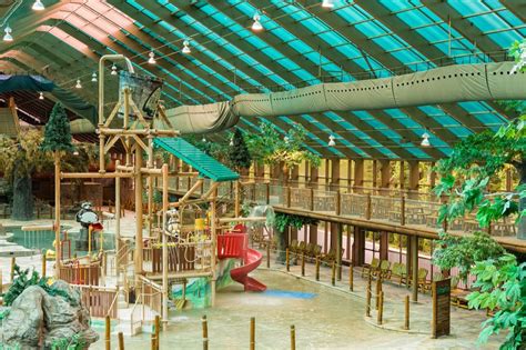 5 Great Waterpark Resorts in the Smokies