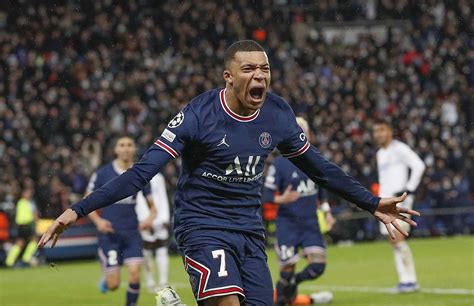 Mbappe says he's happy at PSG