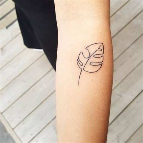 15 Unique Single Line Tattoo Designs You Should See