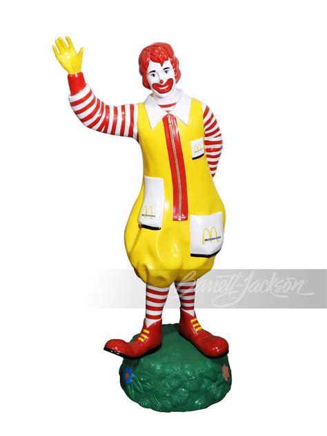 VINTAGE RONALD MCDONALD THREE-DIMENSIONAL STATUE