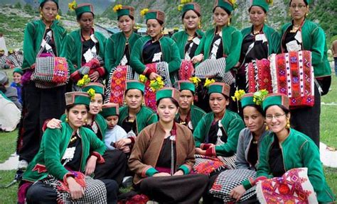 Himachal History & Culture - Language, Tradition & Festivals | Flamingo ...