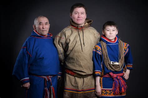 Nenets people from Yamal-Nenets Autonomous okrug, Russia. : r/finnougric